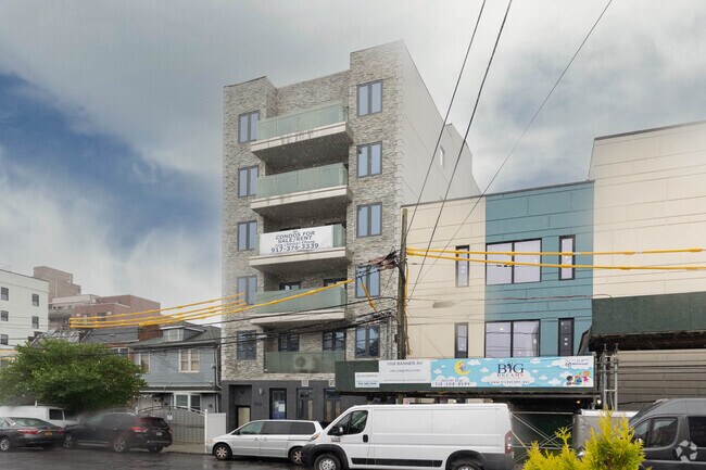 1014 Banner Ave - 1014 Banner Ave