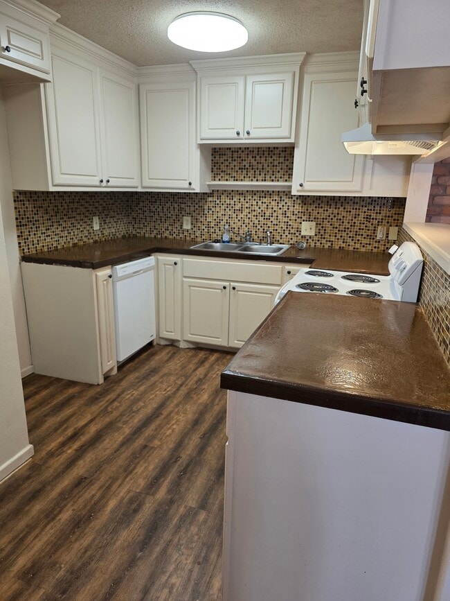Photo - 3827 51st St Unit 3827 51st Street Apt. A