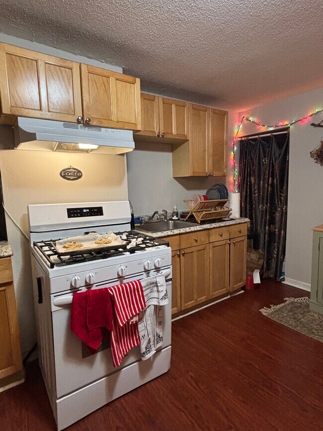 Photo - 251 Bennington St Unidad 3