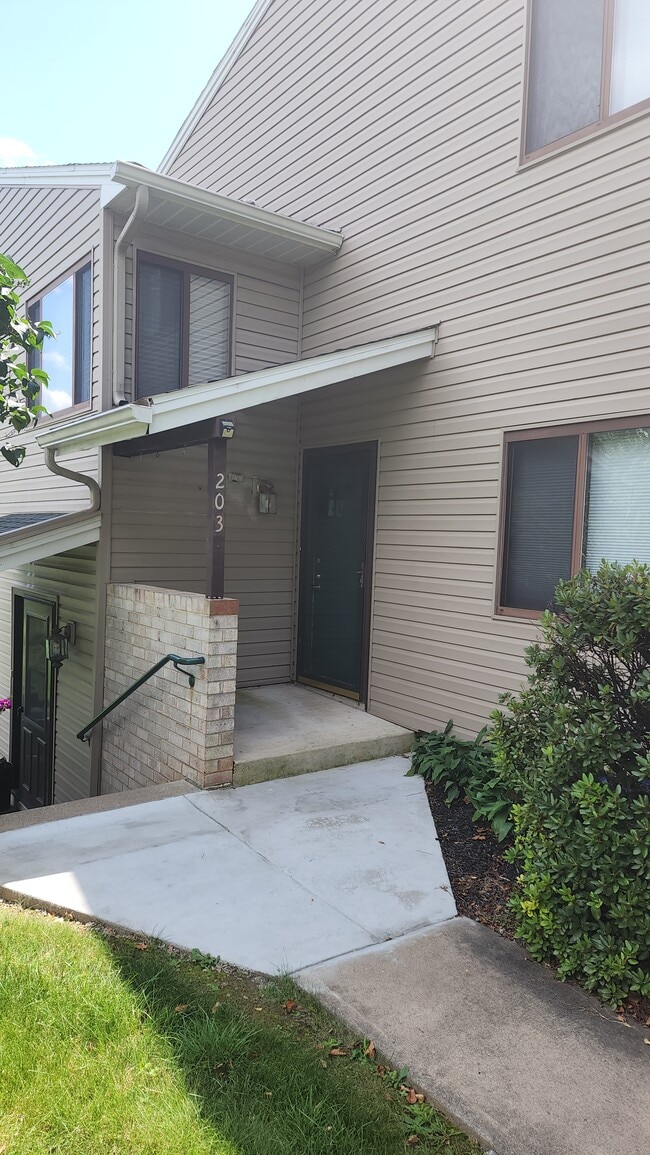 Photo - 184 Ridgeview St Unit 203