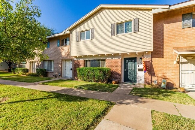 Photo - 4537 N 17th Ave