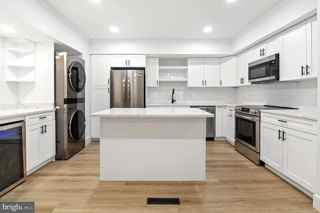 Building Photo - 25 Stonehenge Cir Unit 25-4 Rental