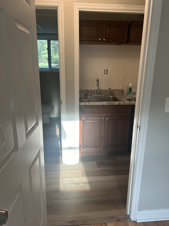 Photo - 4220 Daniel Dr Unit Complex