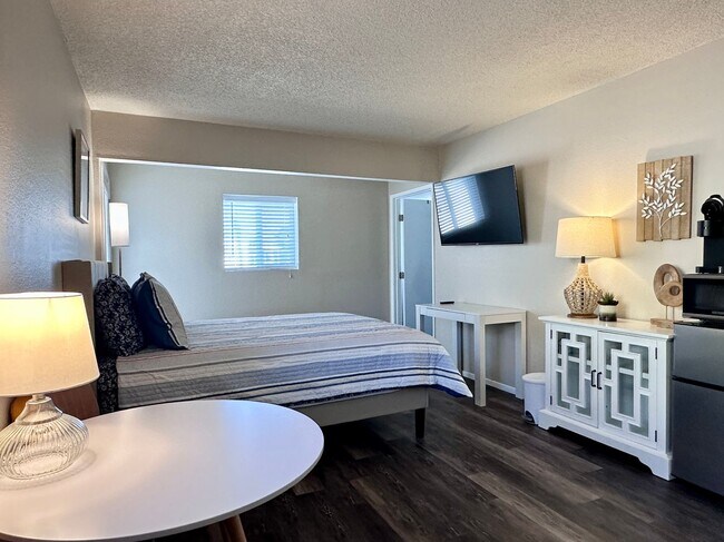 Photo - Private Room for Rent