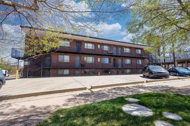 Photo - The Points at California 29