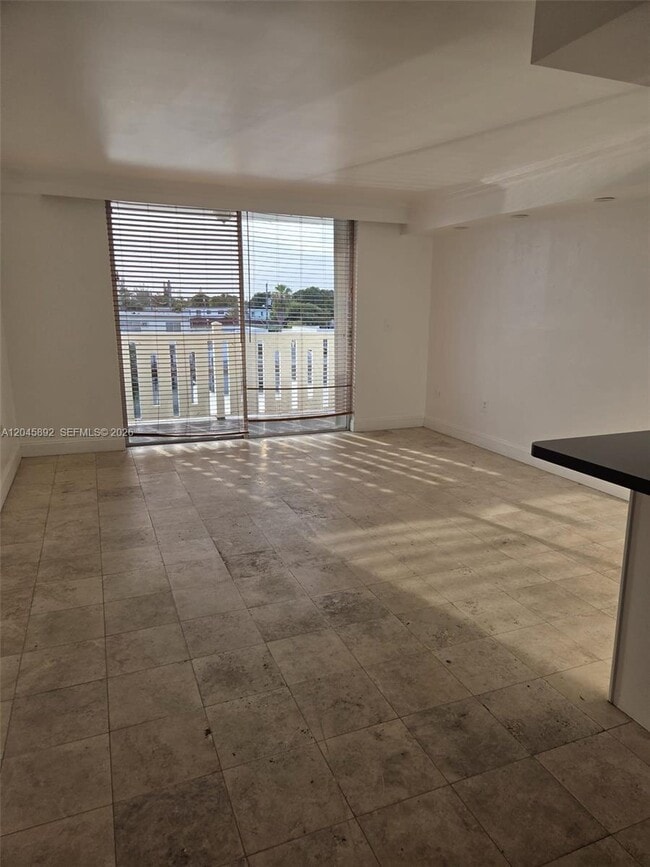 Photo - 7900 Tatum Waterway Dr Unidad 304