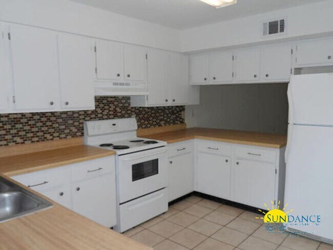 Photo - Spacious Townhouse in Downtown Fort Walton...