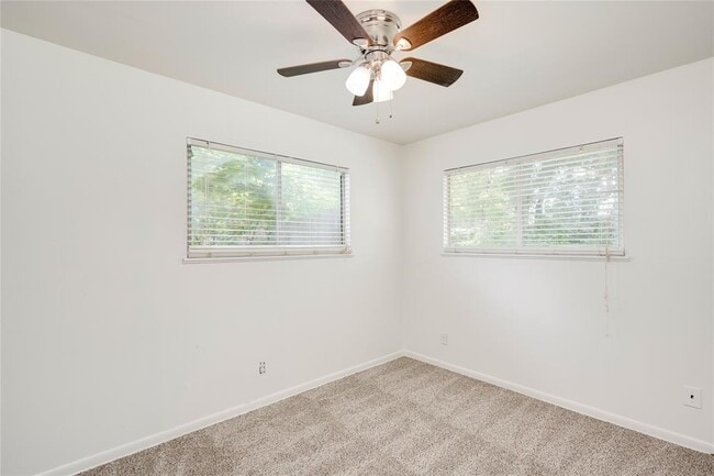 Photo - 809 Neans Dr