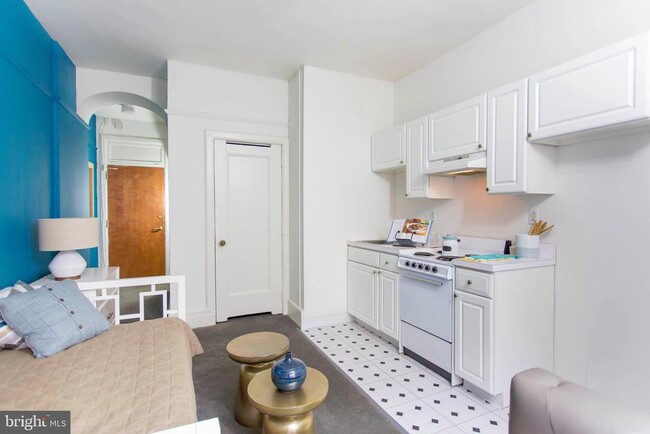 Photo - 1229 Chestnut St Apartment Unit 303