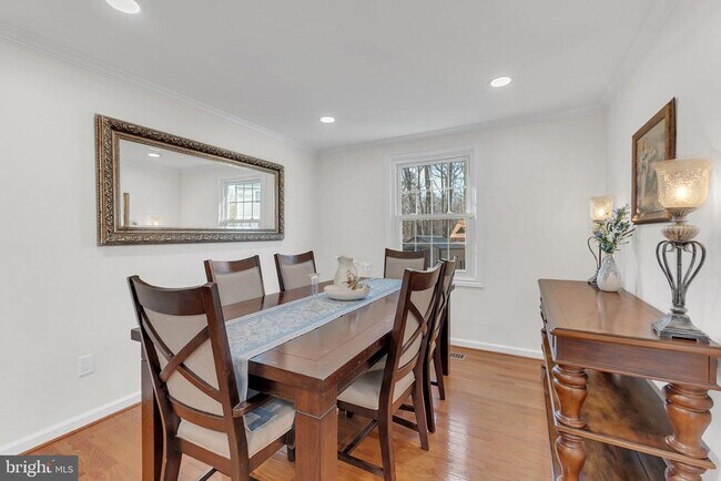 Photo - 8271 Raindrop Way