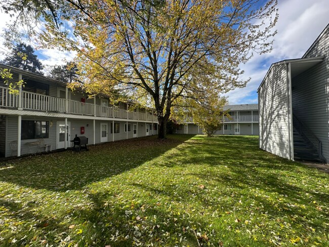 Photo - 520 Massillon Rd Unidad 17