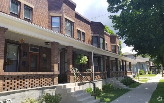 Building Photo - 125 4th St Rental