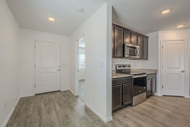 Photo - 1536 E Demain Dr