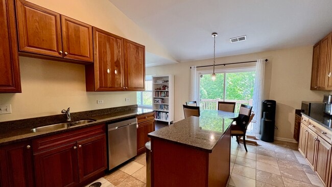 Photo - 1923 E Byman Ln
