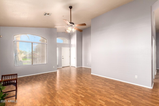 Photo - 3008 N 83rd Pl