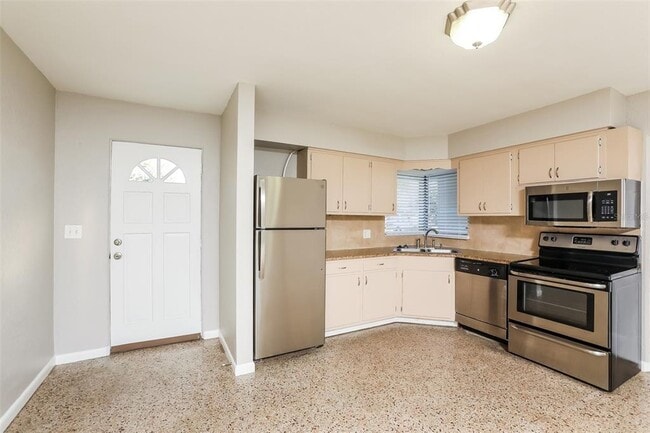 Photo - 112 Highland Dr