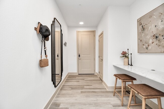 Building Photo - 2020 Grandway Dr Unit 5203 Rental