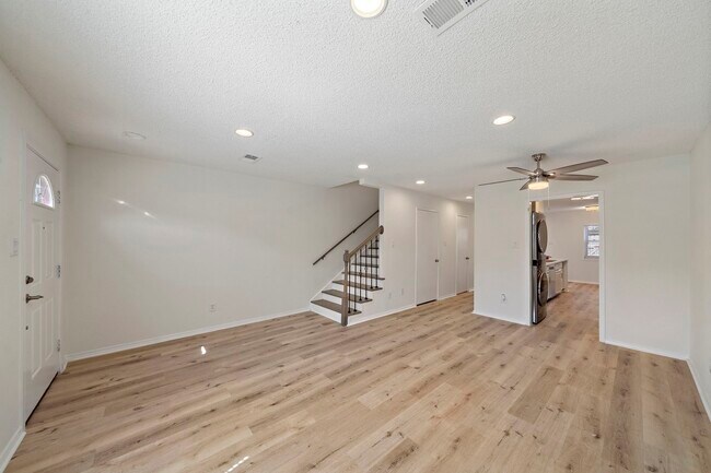 Photo - 1227 Country Pl Dr Unidad True