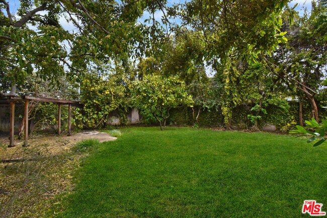 Photo - 13143 Valleyheart Dr