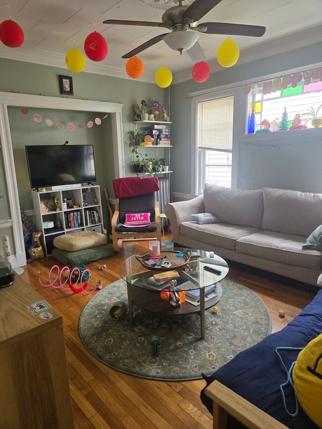 Photo - 21 Bothwell Rd Unit 1