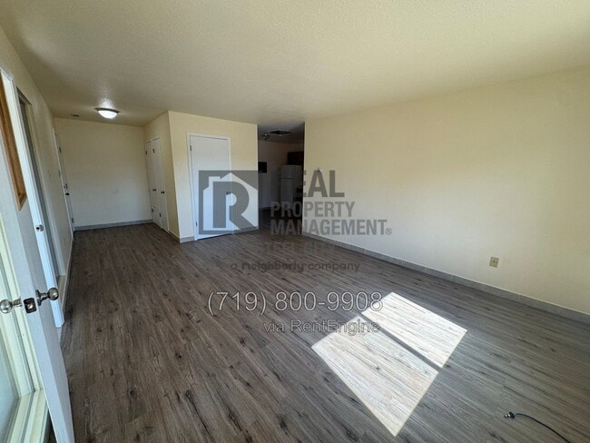 Photo - 2116 Norman Ln Unit B