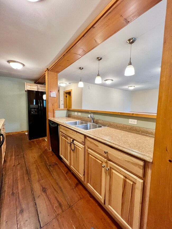 94 Bay Rd Unit 2