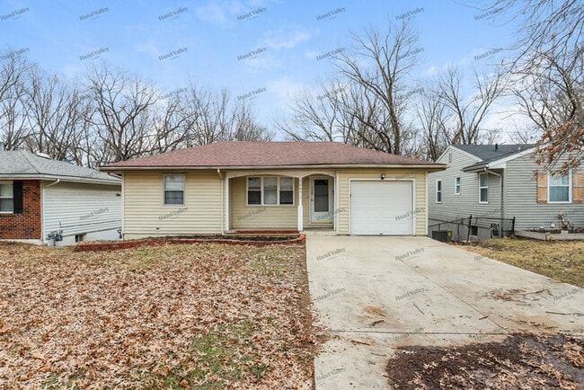 Photo - 5205 N Richmond Ave