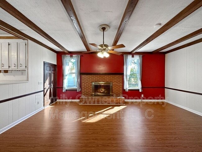 Photo - 1123 Belvedere Dr