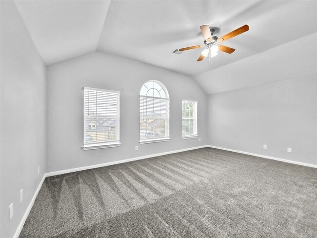 Photo - 835 Forest Ivy Ln