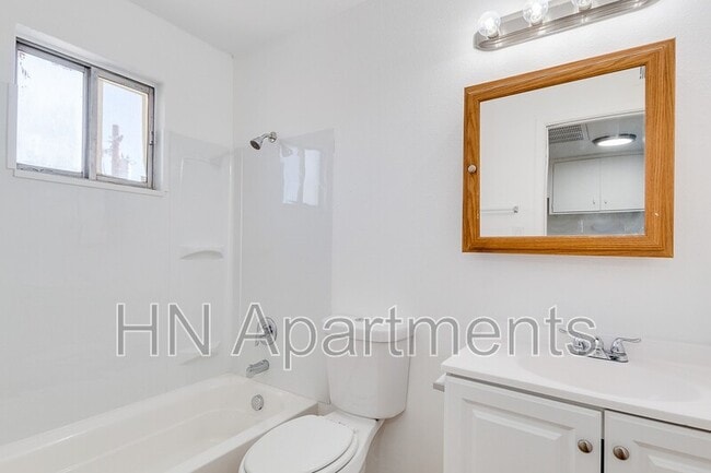 Photo - 3319 N 32nd St