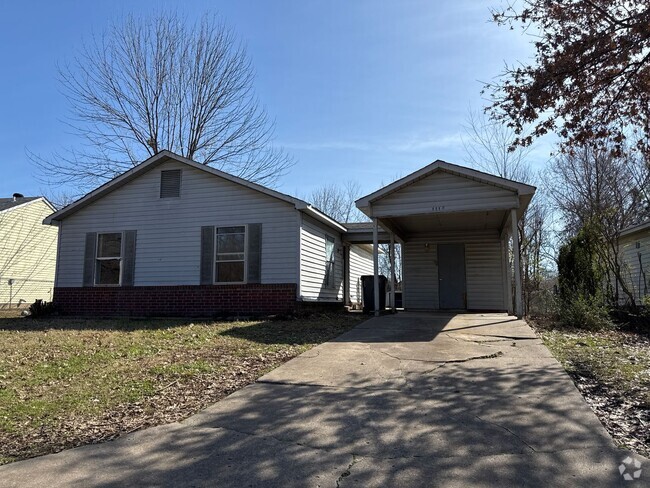 Building Photo - 1116 Flat Rock Cir Rental