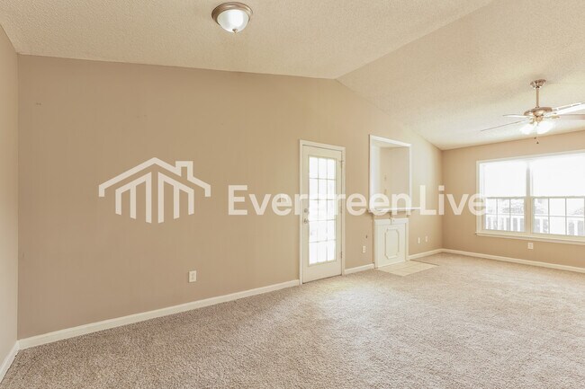 Photo - 159 Long Creek Dr