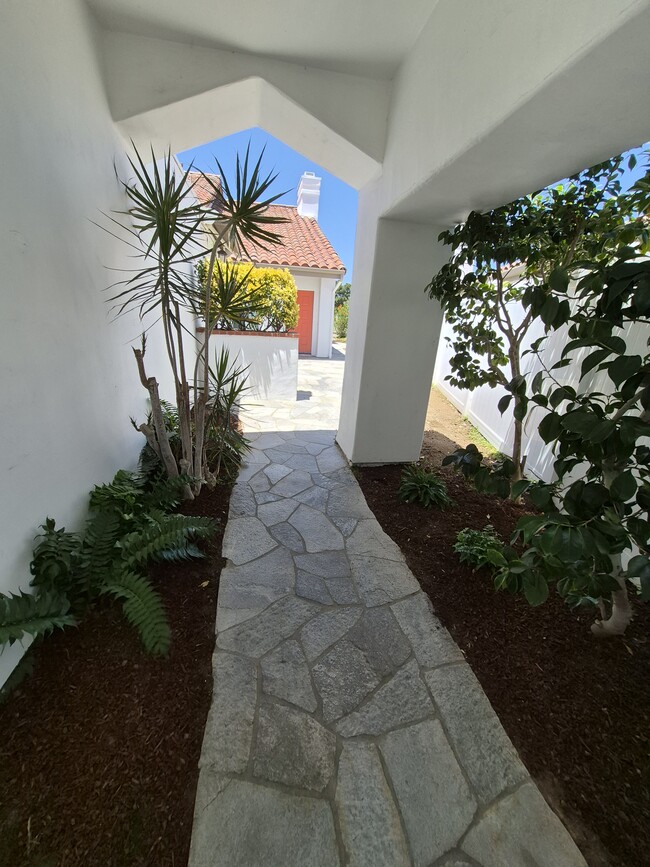 Photo - 4962 Corinthia Way