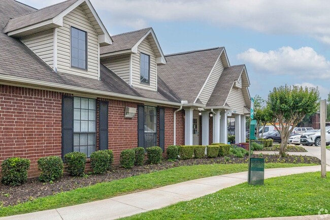 Chapel Ridge of Texarkana - Chapel Ridge of Texarkana Apartments