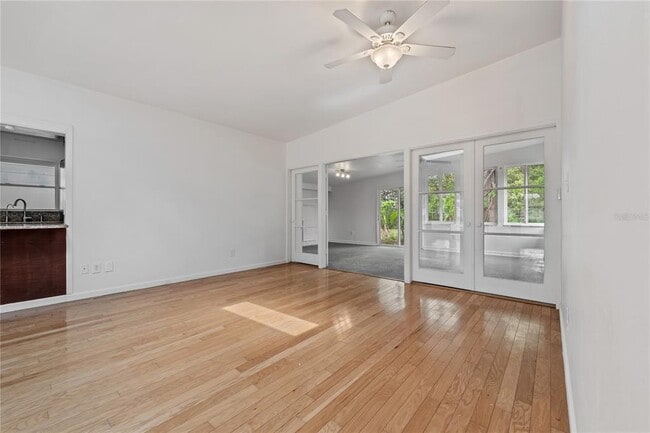 Photo - 2115 Sycamore Dr