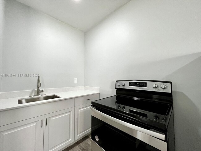 Photo - 806 NW 7th Terrace Unit 10