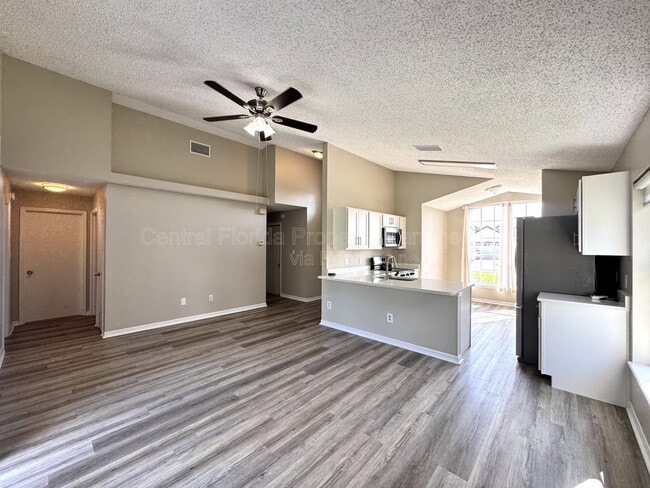 Photo - 7305 Marseille Cir