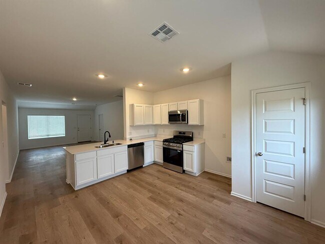 Photo - 776 SW 11th St House