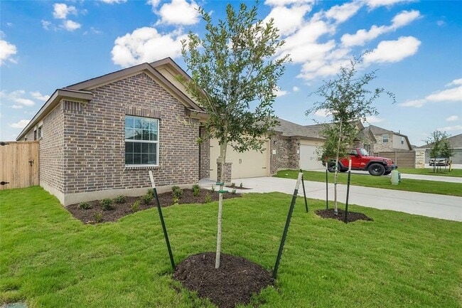 Photo - 102 Sebring Cir