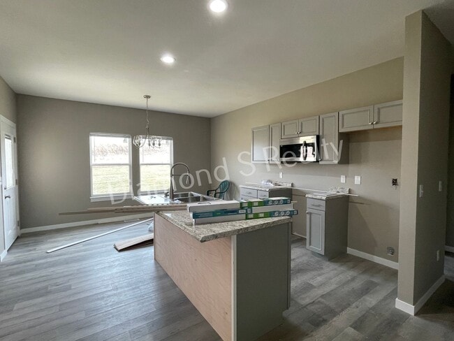 Photo - 4 Bedroom Home Available Early February - Great Neighborhood & Ozark Schools!