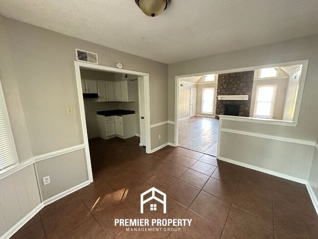 Photo - 4440 Castle Heights Dr