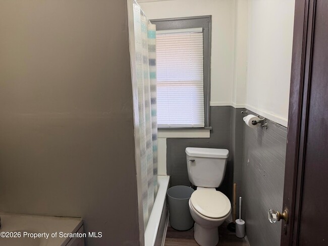 Photo - 536 Alder St Unit 2