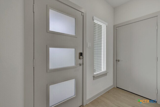 Photo - 1312 Plymouth St