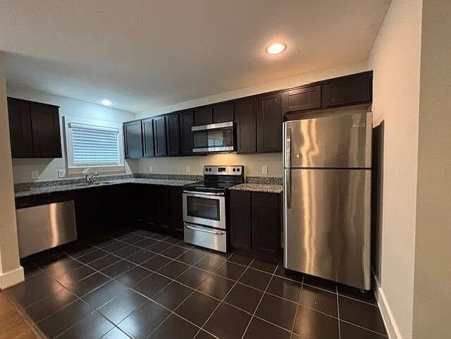 Photo - 304 Welch St