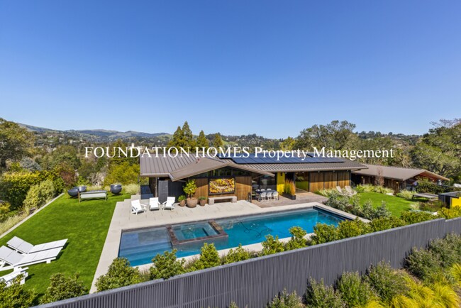 70 Ivy Dr - 70 Ivy Dr House