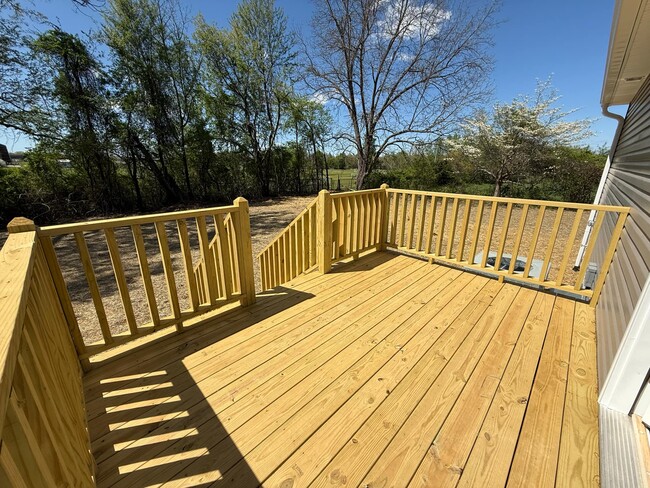 Photo - 949 Indian Hills Rd