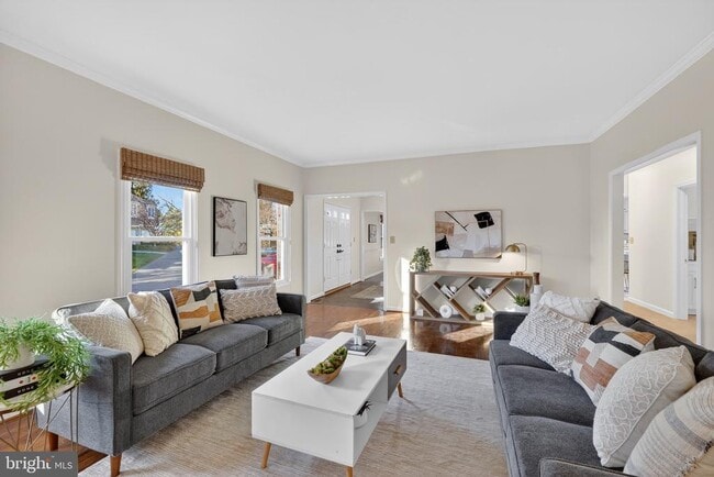 Photo - 1905 47th St NW