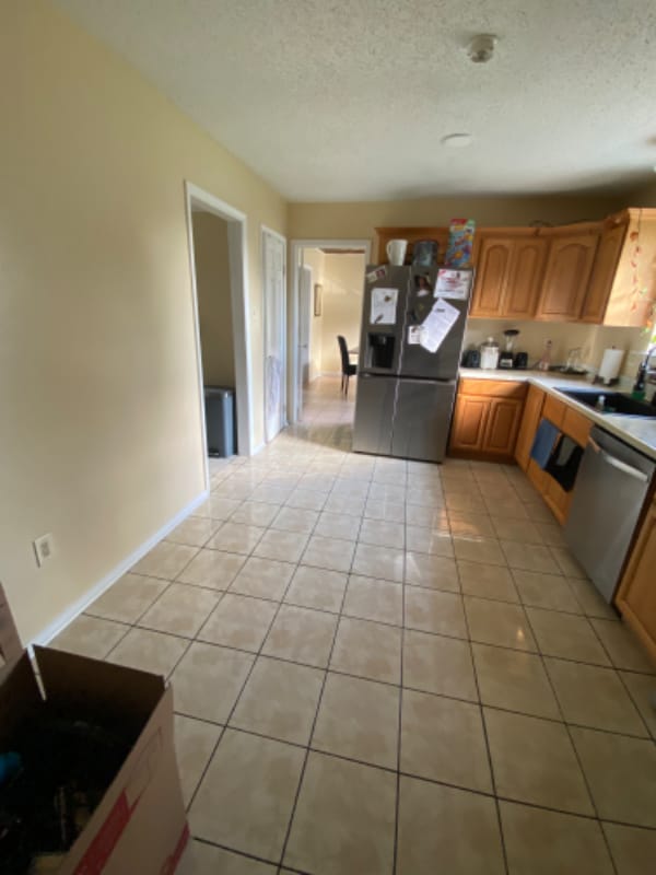 Photo - 692 Wall Blvd