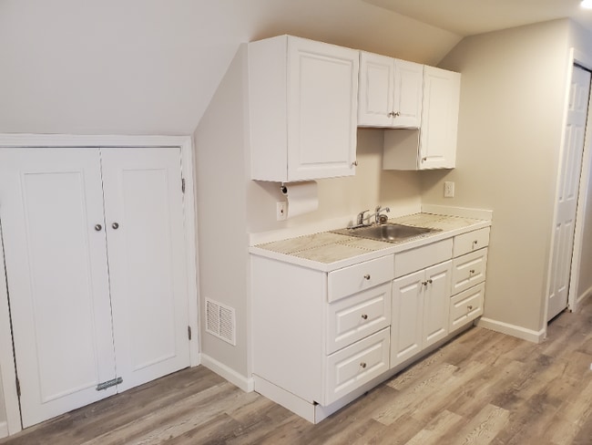 Photo - 115 Clay St Unit 2nd Floor
