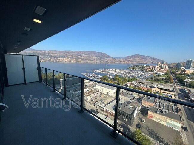 Photo - 1626 Water St